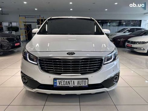 Kia Carnival 2015 - фото 2