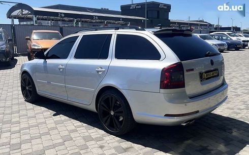 Skoda Octavia 2010 - фото 5
