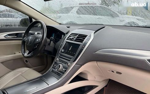 Lincoln MKZ 2017 - фото 27