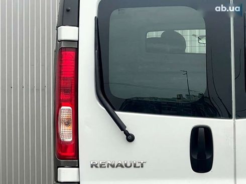 Renault Trafic 2013 - фото 13