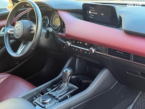 Mazda 3 2021 белый - фото 40