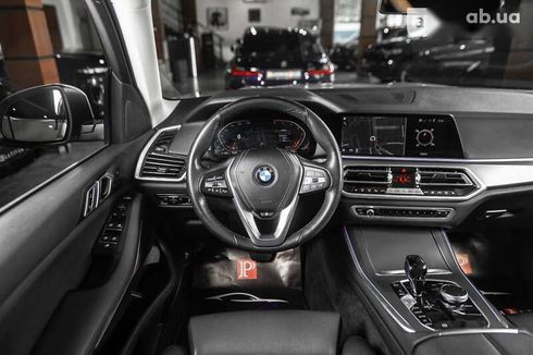 BMW X5 2021 - фото 29