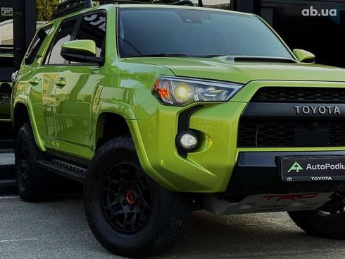 Toyota 4Runner 2021 - фото 10