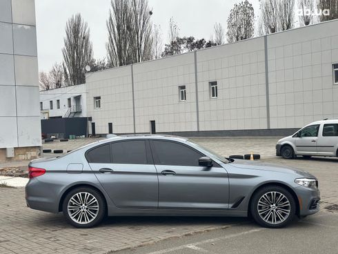 BMW 5 серия 2017 серый - фото 4