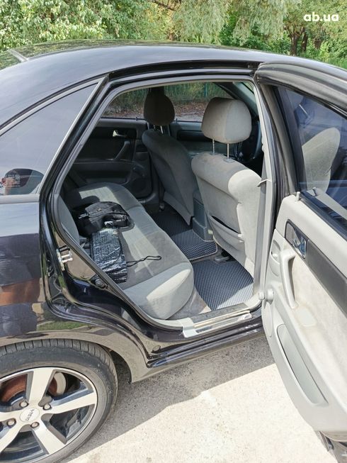 Chevrolet Lacetti 2011 черный - фото 19