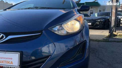 Hyundai Elantra 2015 - фото 10