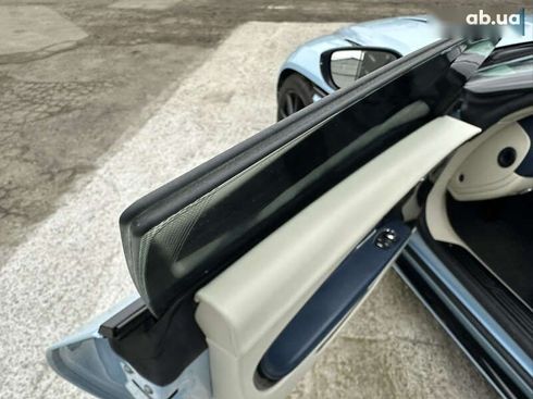 Aston Martin DB11 2016 - фото 10