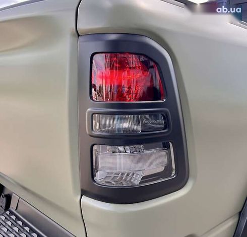 Dodge Ram 2018 - фото 12