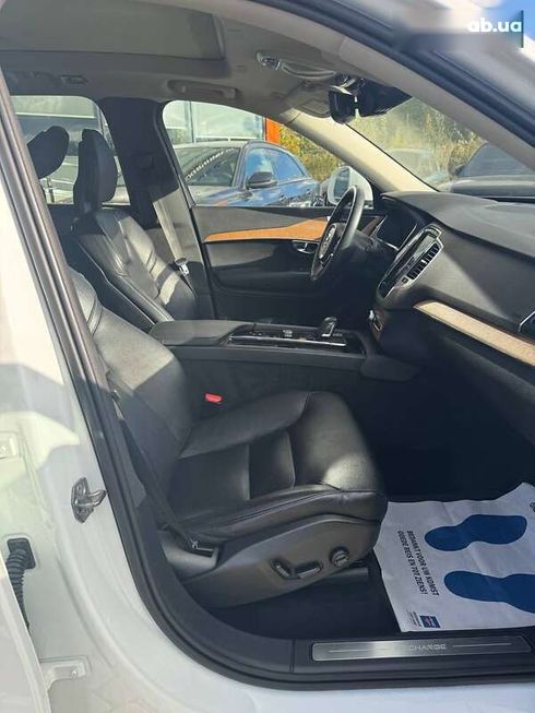 Volvo XC90 2021 - фото 21