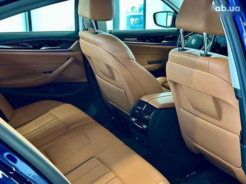 BMW 5 серия 2019 - фото 14
