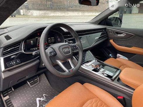 Audi RS Q8 2021 - фото 10