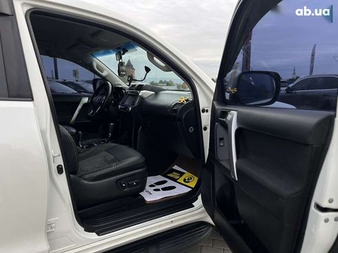 Toyota Land Cruiser Prado 2014 - фото 21