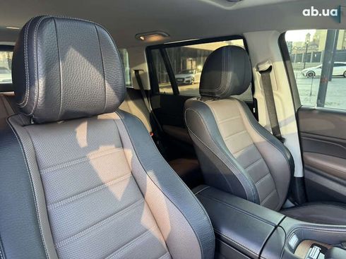 Mercedes-Benz GLS-Класс 2019 - фото 26