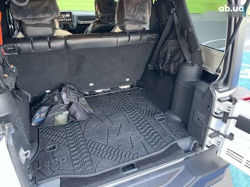 Jeep Wrangler 2016 - фото 11
