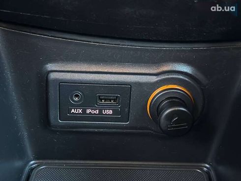 Kia Venga 2010 - фото 12