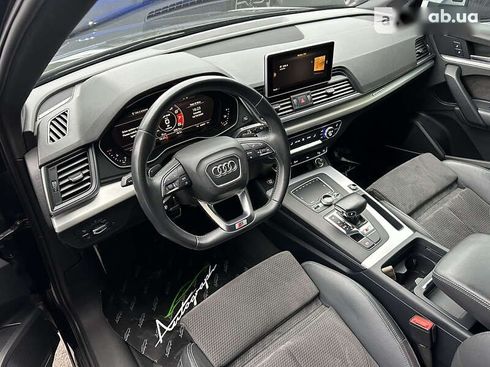 Audi SQ5 2018 - фото 20