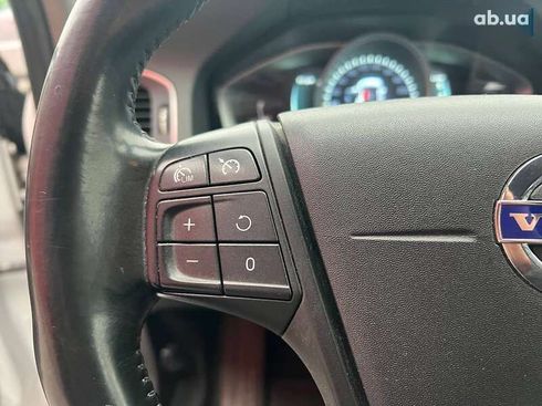 Volvo S60 2015 - фото 20