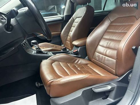 Volkswagen e-Golf 2015 - фото 7