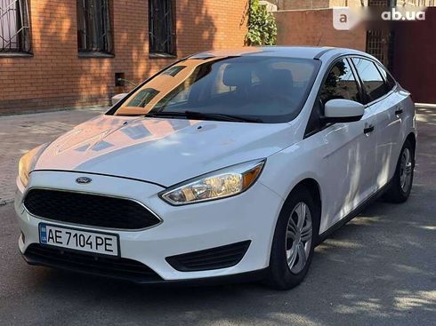 Ford Focus 2015 - фото 9