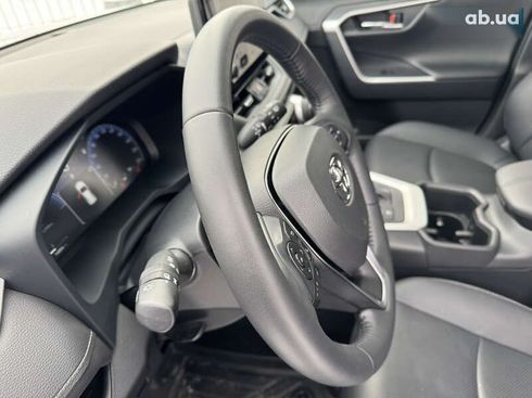 Toyota RAV4 2024 - фото 19