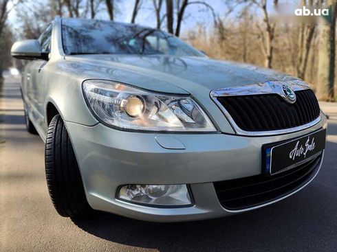 Skoda Octavia 2012 - фото 29