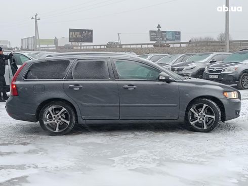 Volvo V50 2012 серый - фото 11