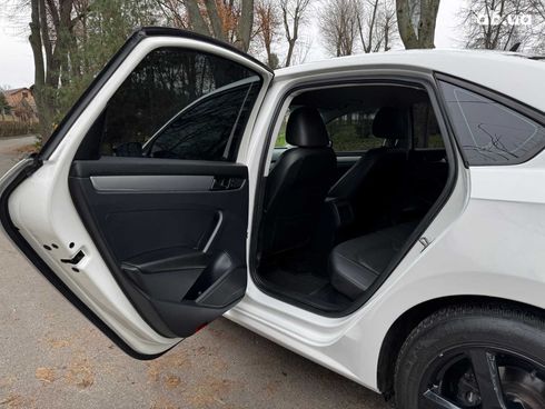 Volkswagen Passat 2013 белый - фото 24