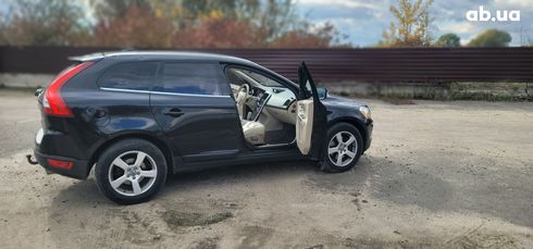 Volvo XC60 2011 черный - фото 15