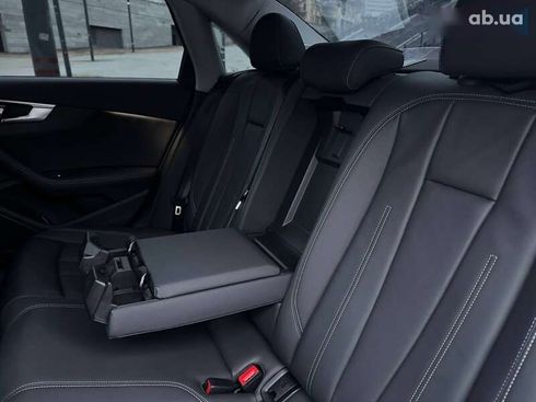 Audi A4 2022 - фото 25