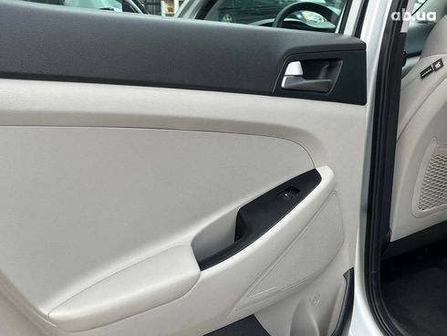 Hyundai Tucson 2017 серый - фото 24