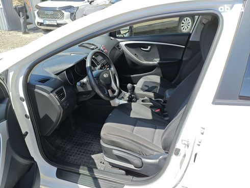 Hyundai i30 2013 белый - фото 9