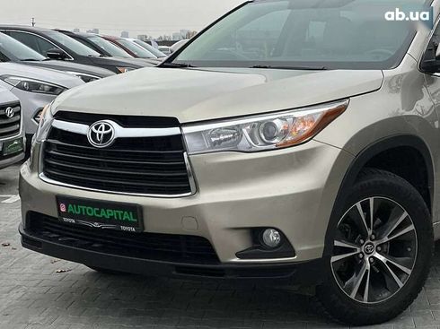 Toyota Highlander 2016 - фото 2