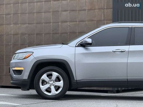 Jeep Compass 2018 - фото 13