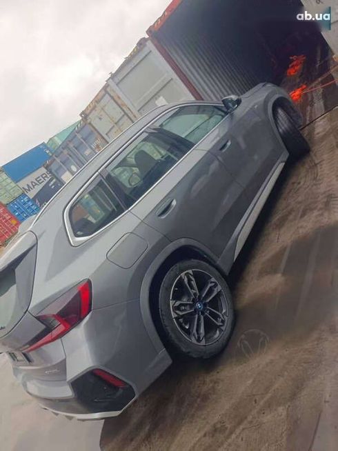 BMW iX1 2023 - фото 9