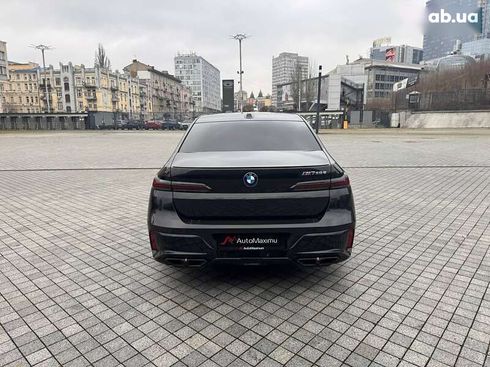 BMW 7 серия 2023 - фото 6