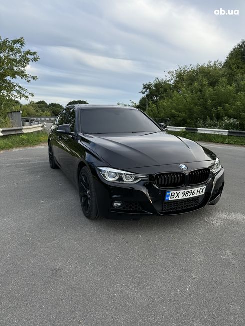 BMW 3 серия 2017 черный - фото 17