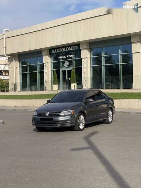 Volkswagen Jetta 2016 - фото 2