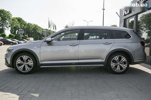 Volkswagen passat alltrack 2020 - фото 13