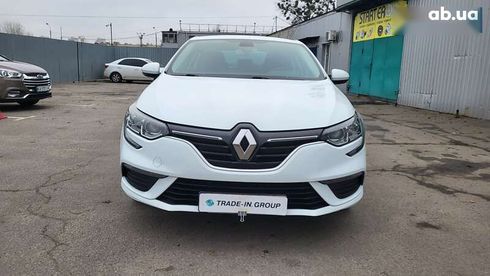 Renault Megane 2020 - фото 12