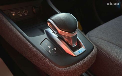 Renault Zoe 2021 - фото 15