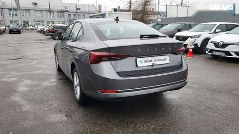Skoda Octavia 2023 - фото 21