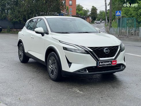 Nissan Qashqai 2022 белый - фото 3