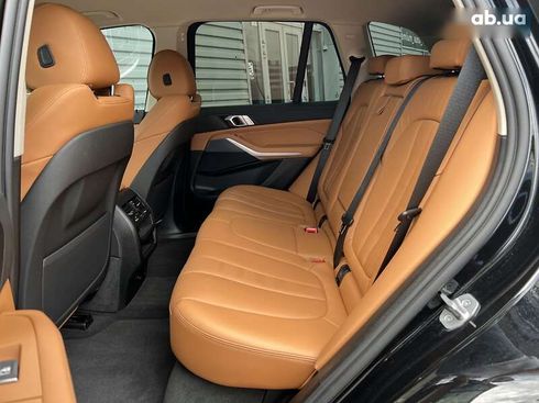 BMW X5 2022 - фото 25
