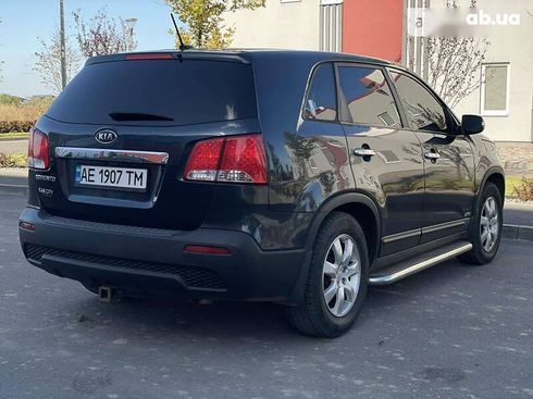 Kia Sorento 2012 - фото 20