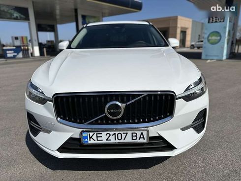 Volvo XC60 2022 - фото 22