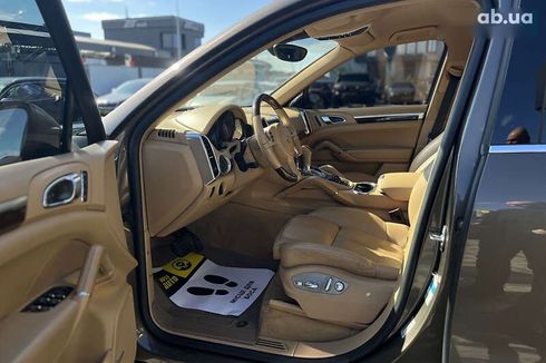 Porsche Cayenne 2013 - фото 16