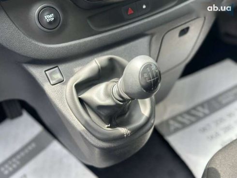 Renault Trafic 2019 - фото 24