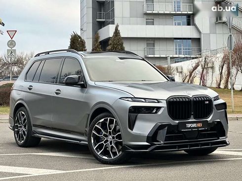 BMW X7 2022 - фото 16