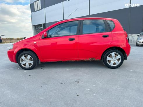 Chevrolet Aveo 2007 красный - фото 8