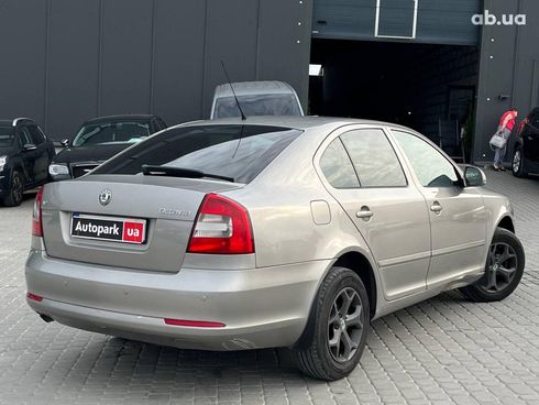 Skoda octavia a5 2010 бежевый - фото 7